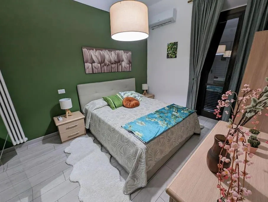 Bright Flat Just 10 Minutes From The City Centre 코모 이탈리아